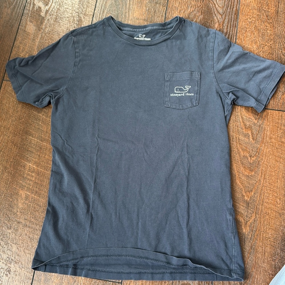 vineyard Vines youth boys t shirt